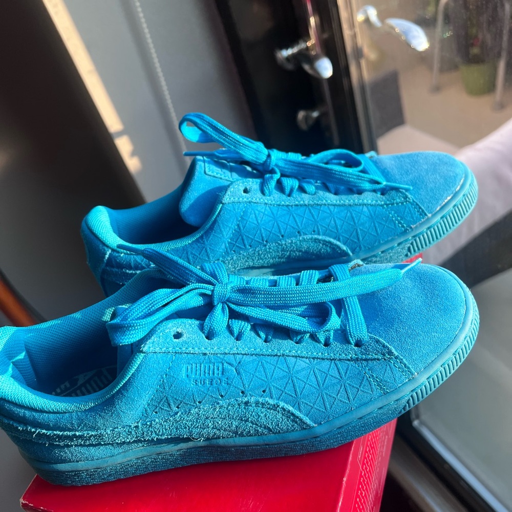 puma sneakers